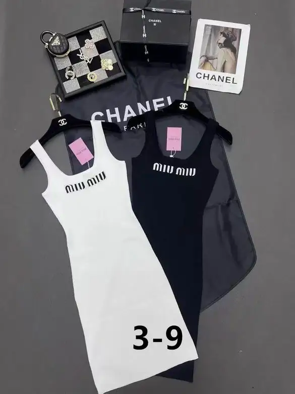 MiuMiu S-XL  (37)